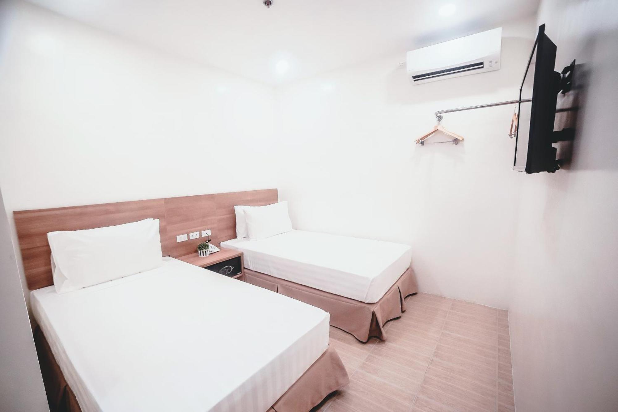 Trip Inn Near Airport Or City Center Legazpi Extérieur photo