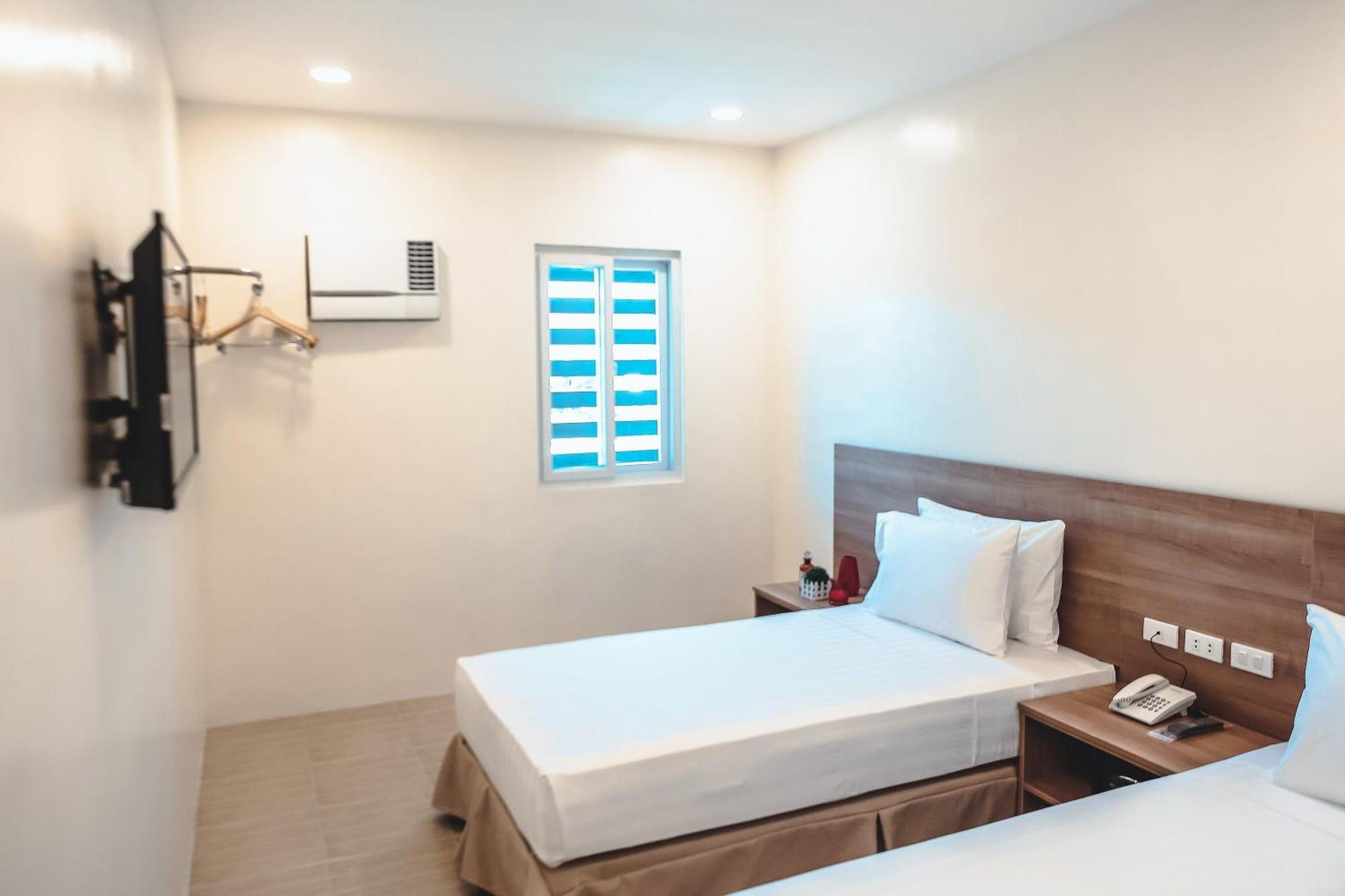 Trip Inn Near Airport Or City Center Legazpi Extérieur photo